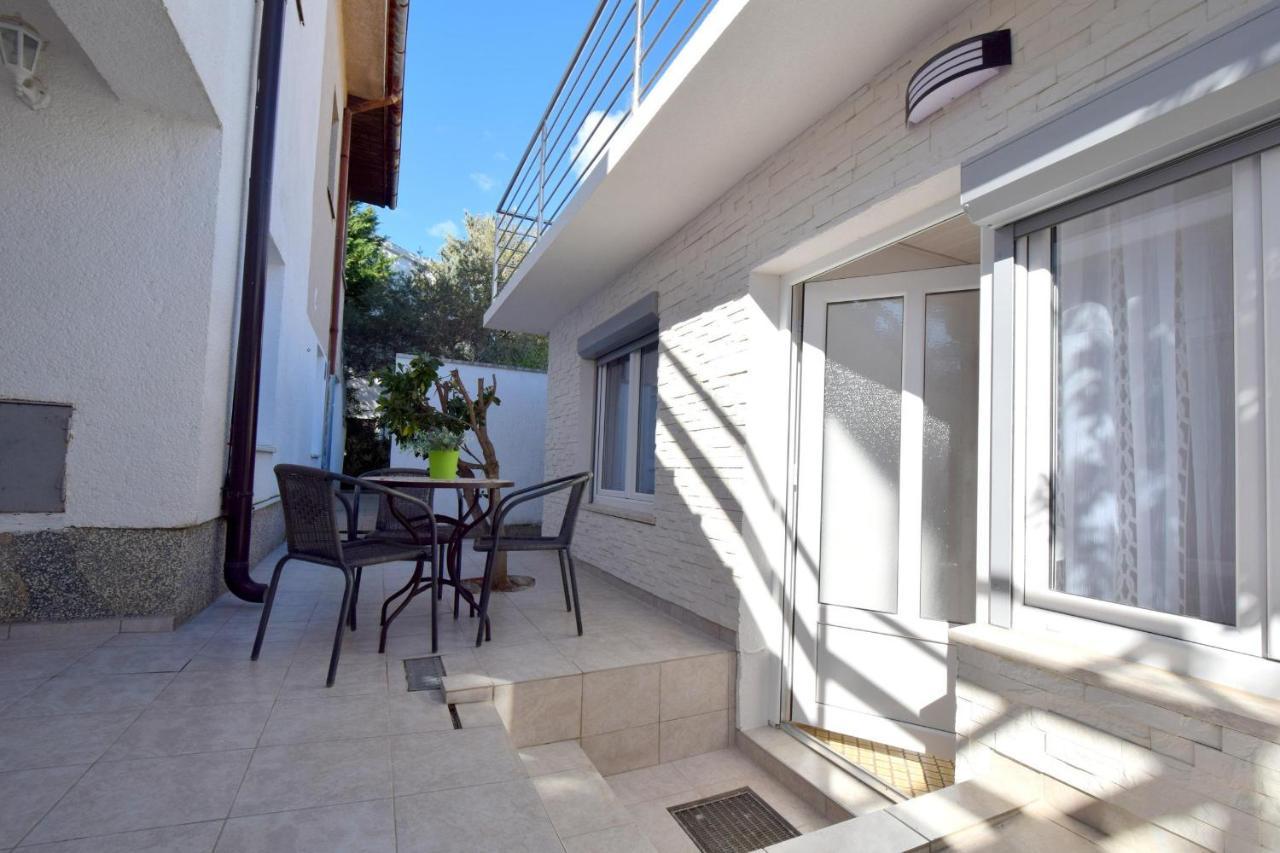 Apartments Buturajac Крк Экстерьер фото