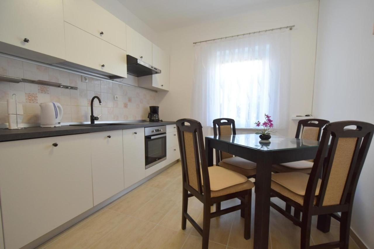 Apartments Buturajac Крк Экстерьер фото