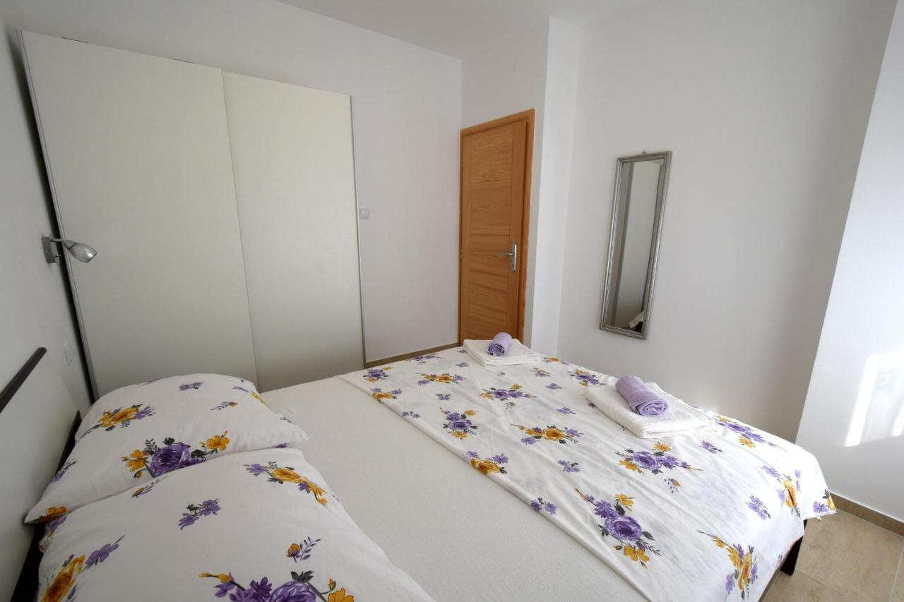 Apartments Buturajac Крк Экстерьер фото
