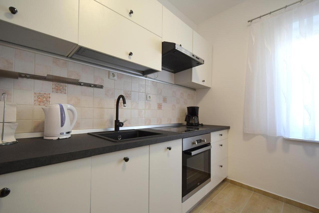 Apartments Buturajac Крк Экстерьер фото